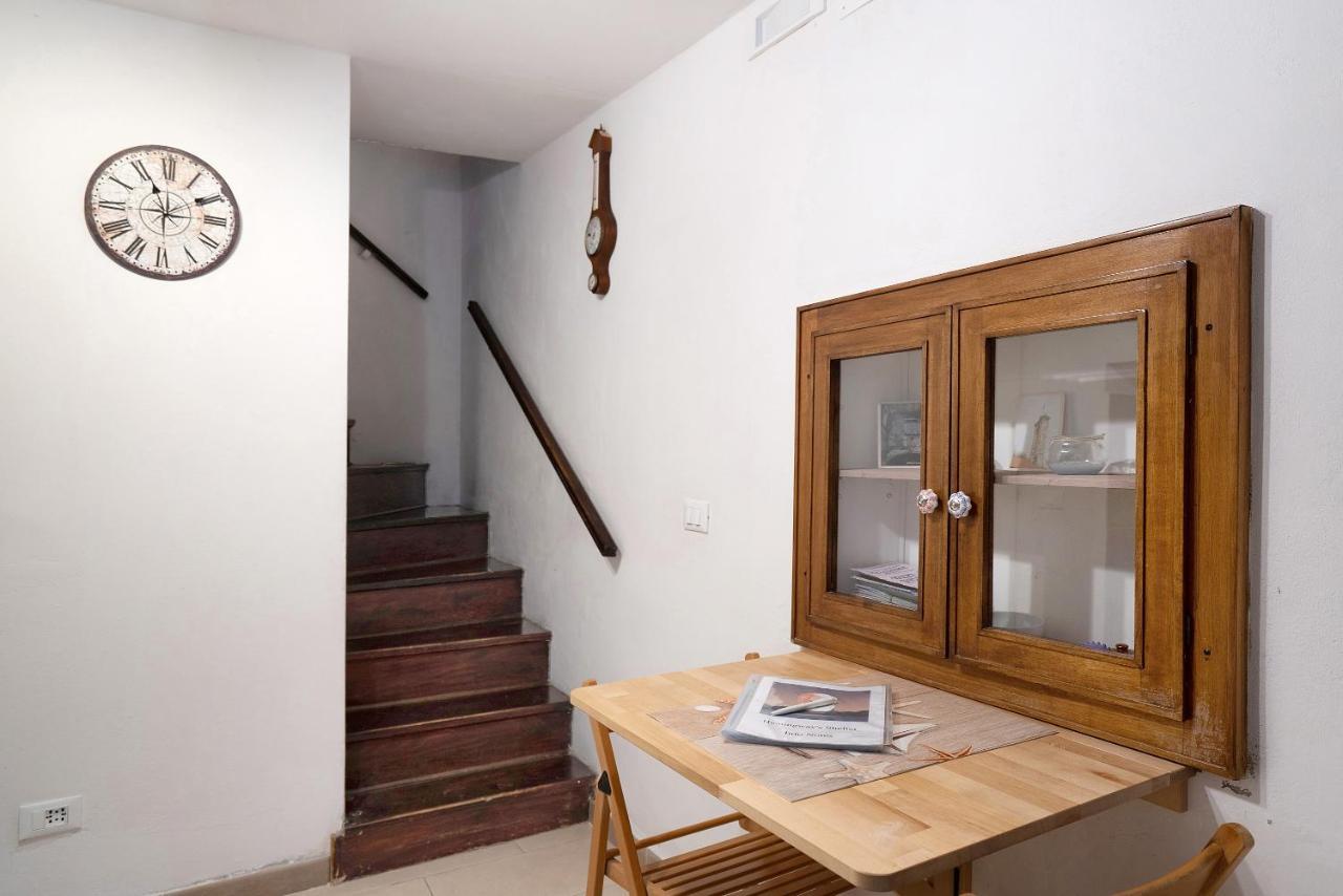 Hemingway'S Shelter Villa La Spezia Exterior foto